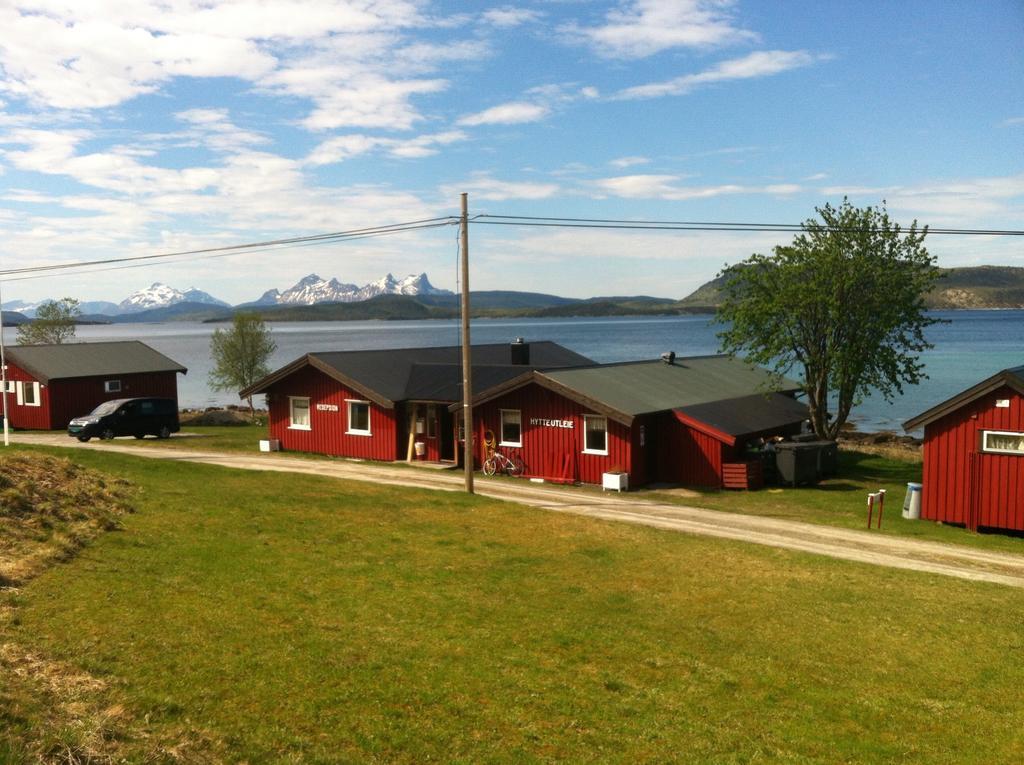 Base Camp Hamaroy Hotel Sorkil Exterior photo